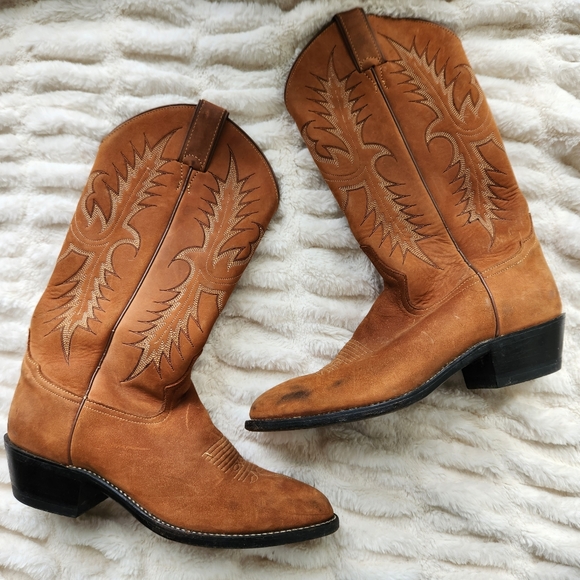 Tony Lama Other - Tony Lama Size 8D Men's Tan Leather Embroidered Cowboy Boots